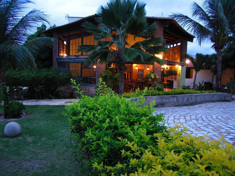 Pousada Iguana Canoa Quebrada Exterior photo